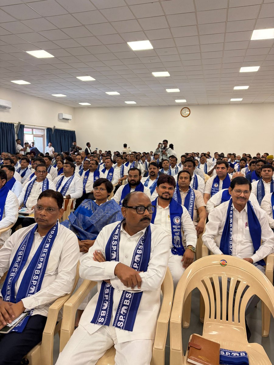 ProfInduChodhry's tweet photo. जय भीम https://t.co/pGEwP4pLlL