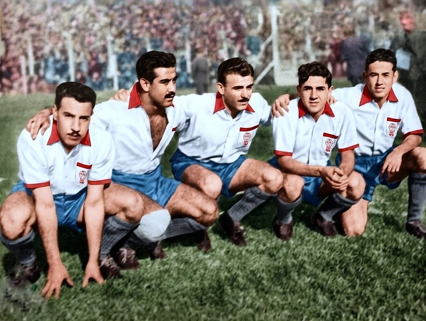Globopedia's tweet photo. 1946 vs Racing: Juan C. Salvini, Tucho Méndez, Alfredo Di Stéfano, Llamil Simes y Heraldo Ferreyro. https://t.co/Az2w7cm9ti