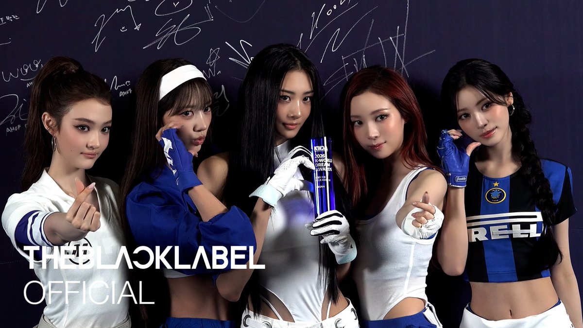 OFFICIAL_MEOVV tweet picture