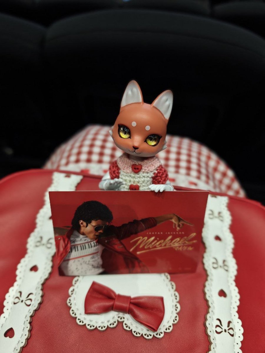 yumkeks's tweet photo. Ich war im Kino mit meiner süßen Capsule Fuchs Doll 🦊💕

🗓️ 19. Juni 2026

#カプセルドール #capsuledoll #Obitsu11 @CAPSULE_DOLL https://t.co/EKvRrI1EpJ