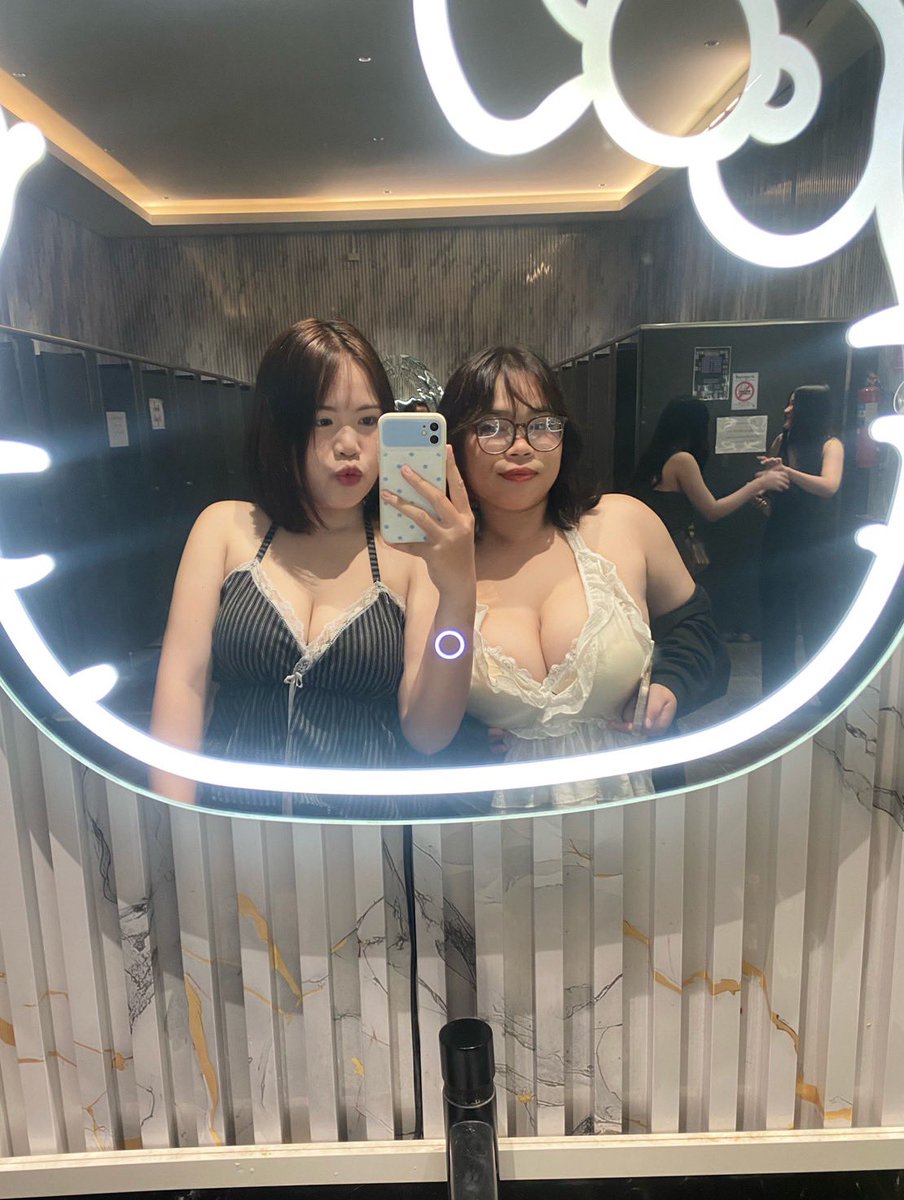 chaaarxm's tweet photo. ค้าไม่ง้อเค้าจะไปกินเหล้าแล้วนะ https://t.co/hAfnaTMgHV