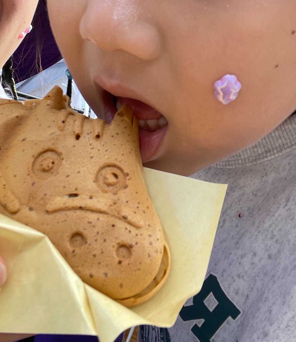 fuuuuuuuuuumin's tweet photo. 息子が
牛さんは食べられる存在？って言ってくるようになりました🐄
ちょっ！っていうだけで
ちょっちょっちょっと待って〜
って歌い出すようになりました🍑

めっちゃ楽しかったです！！

#超能力戦士ドリアン 
#風とロック芋煮会 https://t.co/reN9cgaxhp