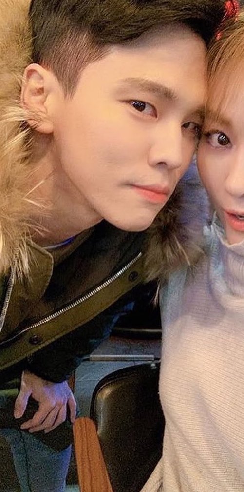hoonnggkh's tweet photo. 여자를 웃게하는 방법을 잘 아시는 것 같아요 https://t.co/ajXvjY4Koh