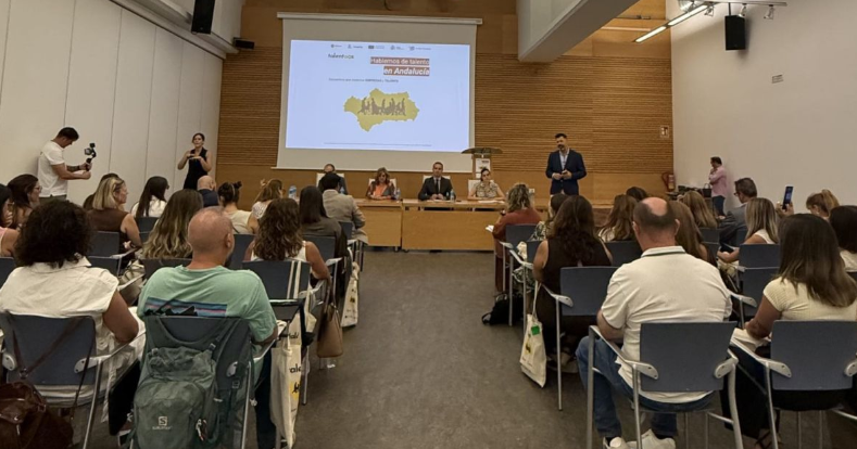 Fundacion_ONCE's tweet photo. #InsertaEmpleo, nuestra entidad para la formación y el #empleo, ha reunido en #Almería a más de 30 empresas de distintos sectores para impulsar la inclusión laboral de las personas con #discapacidad y facilitar a las organizaciones herramientas para avanzar hacia procesos de contratación más objetivos y accesibles.
https://t.co/oUJ93zPgkV