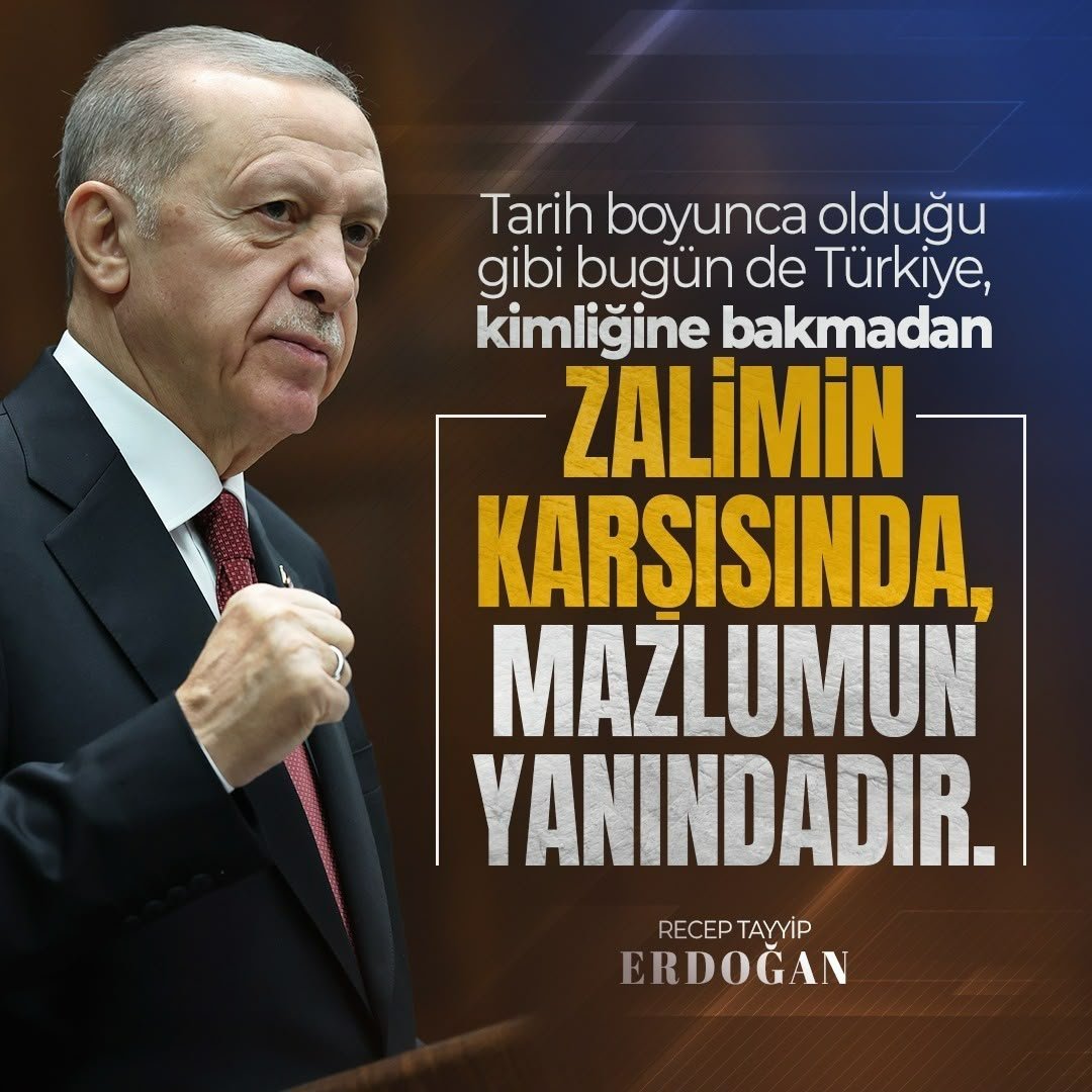 Yenisehirlioglu's tweet photo. Tarih boyunca olduğu gibi bugün de Türkiye, kimliğine bakmadan zalimin karşısında mazlumun yanındadır.

Bizim binlerce yıllık tarihimizin hiçbir döneminde ırkçılık yoktur. Sömürgecilik yoktur. İşgal, zülüm katliam yoktur!

@RTErdogan 🇹🇷
#UNGA81
#ErdoganTheVoiceOfJustice
Adaletin Sesi Erdoğan