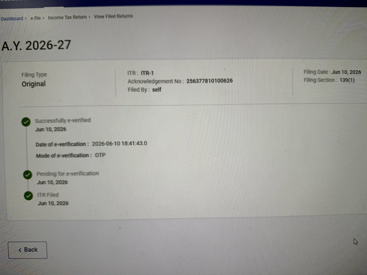 avinashnag1's tweet photo. @IncomeTaxIndia 
I have filed my ITR on 10th June 2026 and it was verified on the same date.
But i have still not received the refund even after 105 days ..

This is too slow .

Please update the status on my refund ?

Ack# 256377810100626
@nsitharaman @FinMinIndia 

#itr #refund https://t.co/hZfEZ7lspF