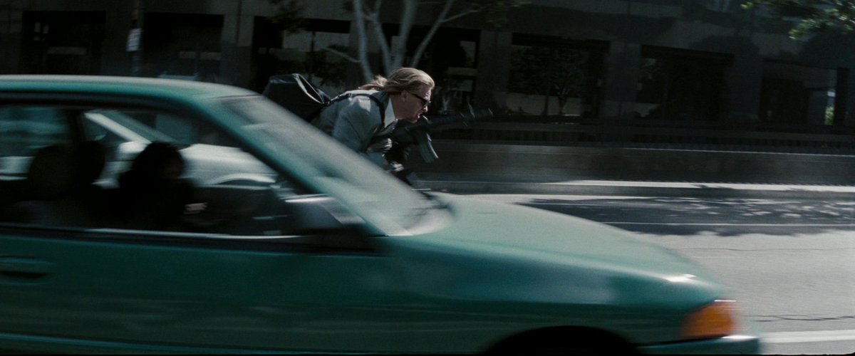 heatframes's tweet photo. HEAT (1995) - FRAME 2050 https://t.co/pBWAr0LLSo