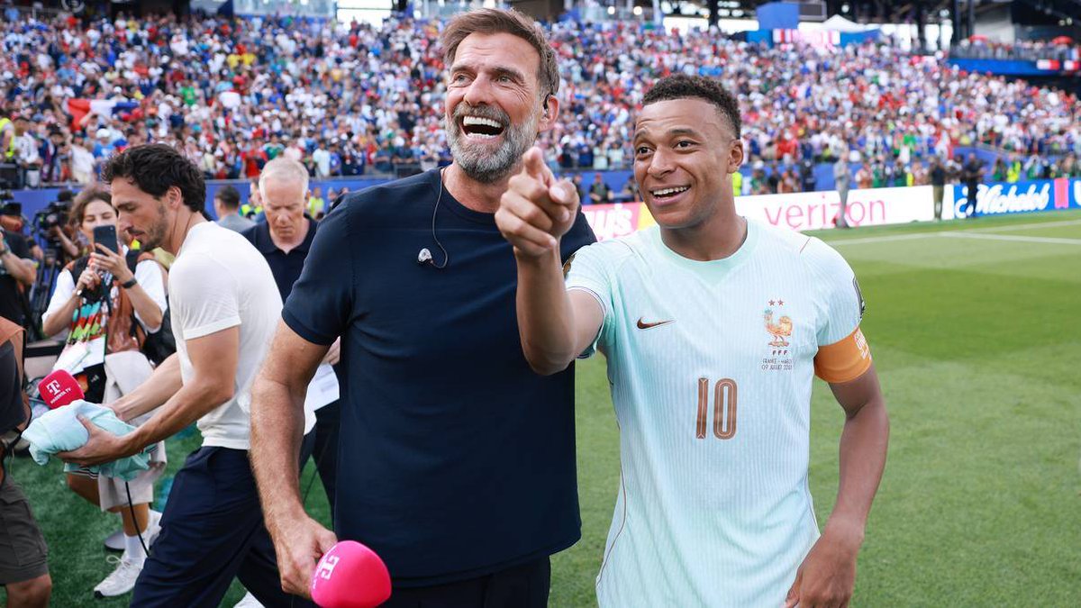 CediFootball247's tweet photo. 🚨 Kylian Mbappé reveals why he rejected Jurgen Klopp and Liverpool, detailing a near-miss from a historic bid when he was an 18-year-old target. The article recounts a private jet meeting with Klopp and a secret discussion about a mega move, which ultimately did not materialize as Mbappé chose to stay in France and sign with Paris Saint-Germain (PSG). Mbappé explains that, although Klopp impressed him and Liverpool were strongly considered, his decision was driven by a desire to play for his hometown club in Paris and to pursue a project that aligned with his immediate goals and identity as a player.

Key details include Klopp’s description of the extraordinary bid (a private jet with the Mbappé family and an extended in-air meeting) and Mbappé’s reflection that he was not swayed away from PSG despite the lure of Liverpool. The piece also highlights Mbappé’s family dynamics, noting his mother Fayza Lamari’s strong endorsement of Liverpool, and Mbappé’s eventual career path from Monaco to PSG and later Real Madrid. Additionally, Mbappé emphasizes his late realization that remaining in France to prove himself in Paris was the right move, rather than departing for a club outside his country.

Key Takeaways:
- Mbappé confirms a private jet meeting with Klopp during Liverpool’s pursuit in 2017.
- He ultimately chose PSG to fulfill his goal of shining in his hometown and pursuing personal and professional projects there.
- His mother favored a Liverpool move, but Mbappé prioritized his own decision and long-term fit.

This summary covers the core narrative: the near Liverpool move, the memorable private jet negotiation, Mbappé’s rationale for staying with PSG, and the broader context of his early career decisions.