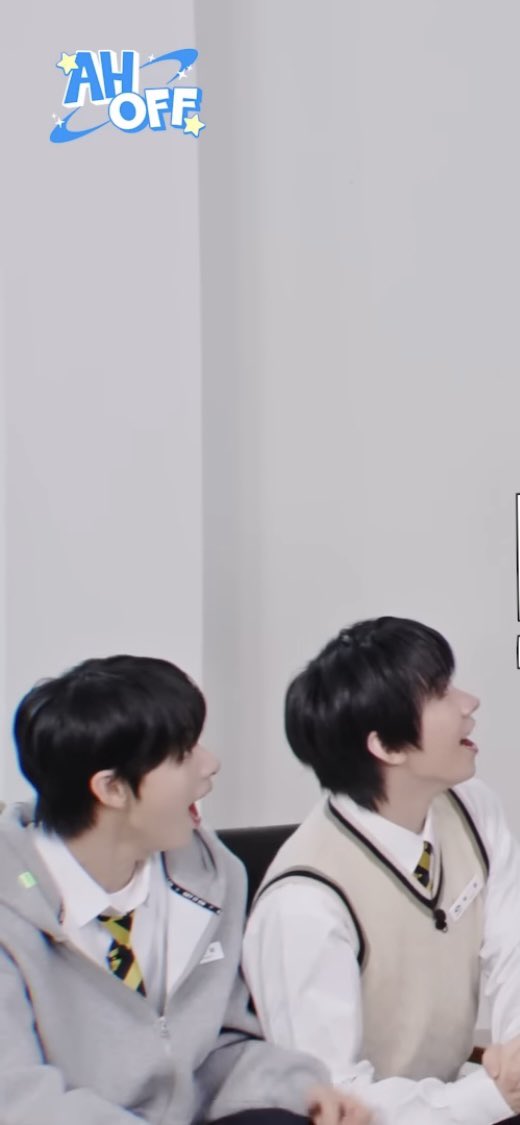 423chawoongz's tweet photo. #차웅기 #서정우 #박한 #아홉

                                !!!!!!
*촥*                      *화들짝*                    ‘하바이~얏!‘ https://t.co/MU6P2yykl3
