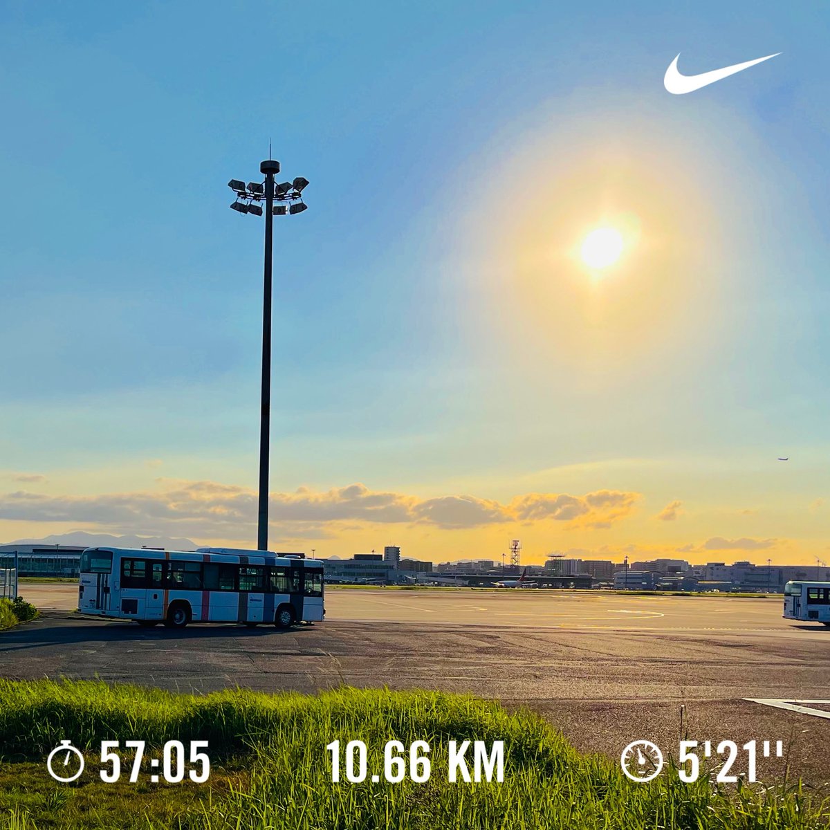 mellow73_blog's tweet photo. 夕方ラン♪
秋晴れ
秋っぽい風
気持ちよく走れました

#夕方ラン #ランニング 
#秋晴れ #秋っぽい #風 
#9月 #秋 #福岡 https://t.co/kXOVEUsM0b