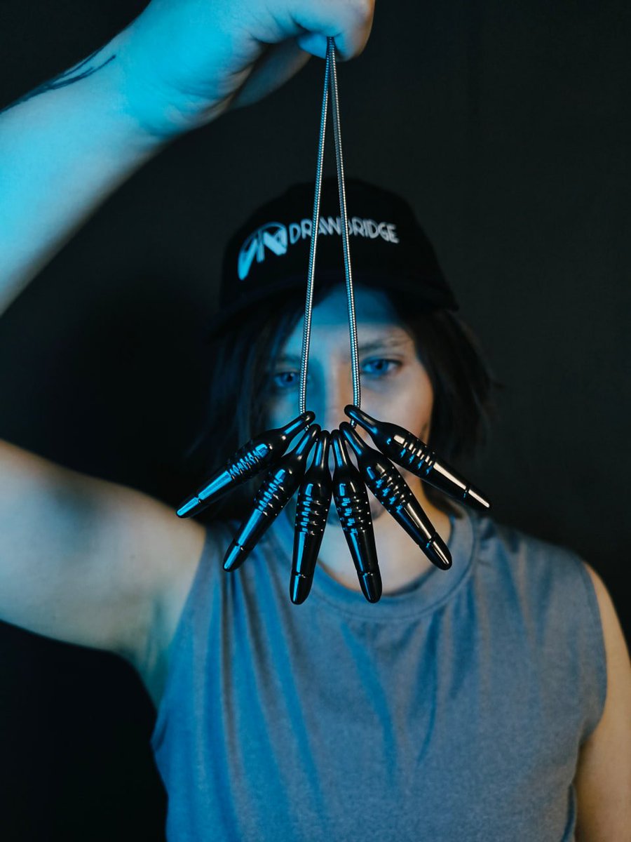 bomi_mei's tweet photo. "Latest model Q-pid—just completed. Like last time, you'll be using it to welcome people into a whole new world" 

📸: @ kira_andrew_cos   
#DeathStranding2 https://t.co/lDhc8832VF