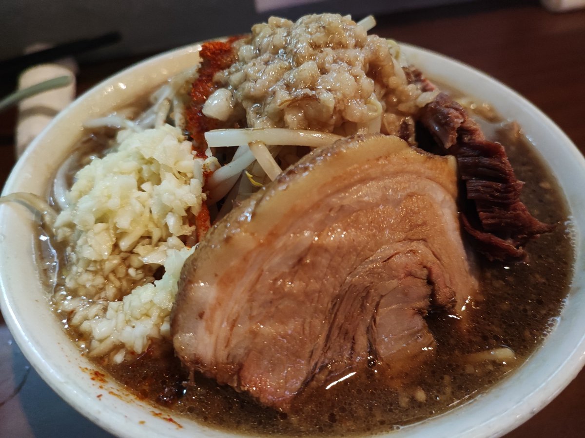 sabaideemaikrap's tweet photo. 『関西ラーメン探訪５　祝日編』

SWは拉麺三昧
新規の4店　全て美味すぎ

9/23  かっちゃん@堺筋本町
　　　ラーメン注文でフリー炒飯
9/22   🍜荘おもしろい方へ 池田店　　　　　
　　　@石橋阪大前
9/21   🍜荘 地球規模で考えろ
　　　未来へ@茨木
9/20  山系無双烈火@千里中央

詳細は次回以降で https://t.co/U8FOZuSaha