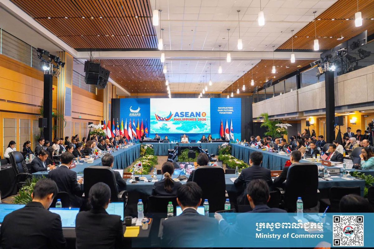 MoCCambodia's tweet photo. Her Excellency CHAM Nimul, Minister of Commerce and Cambodia’s ASEAN Economic Minister, led the Cambodian delegation in attending the 29th AEM-Plus Three Consultation….
👉 Read more: https://t.co/x0y4OnaNcy https://t.co/UshKasi3CZ