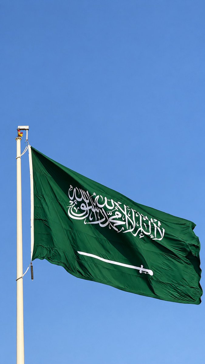 U7vy55's tweet photo. « من دون دار السّعد والعز والطاله
 نسوق الأرواح — و الراية سعودية » https://t.co/MpmxIXUqQ7