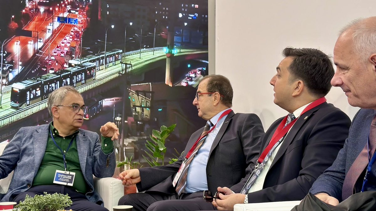 hayribaracli's tweet photo. Kocaeli Büyükşehir Belediyemizin ulaşım alanındaki yenilikçi vizyonunu uluslararası platformlara taşımaya devam ediyoruz.

@ulasimpark’ımızın, dünyanın en önemli ulaşım teknolojileri fuarlarından InnoTrans 2026’ya katılımı; bilgi, teknoloji ve hizmet ihracı hedefimizin önemli bir göstergesidir.

Berlin’de başlayan bu kıymetli yolculuğun şehrimiz ve kurumumuz adına hayırlı olmasını diliyor, UlaşımPark ailemize başarılar diliyorum.

#ŞehrimKocaeli