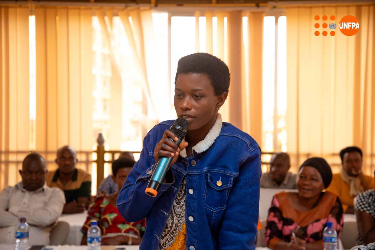 UNFPABurundi's tweet photo. Le changement se construit aussi au niveau local. Les 17 et 18 septembre à Gitega, 42 chefs de départements communaux en charge des droits humains, de la protection sociale et de l’inclusion genre ont renforcé leurs capacités pour mieux agir au sein des communautés. https://t.co/EqIvThee05