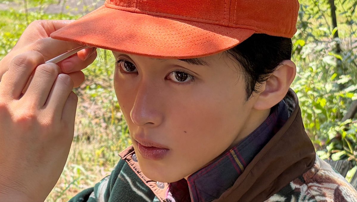 magumelong's tweet photo. those dreamy and prettiest sparkling eyes https://t.co/J4R0fdX86Y