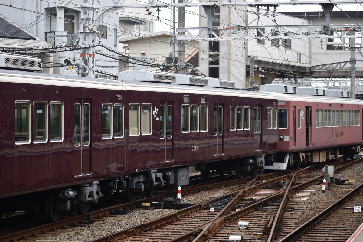 Jiwpca's tweet photo. 過去画 2024/8 
 #阪急  BL1＋4052＋7754＋7584＋6350 https://t.co/xfaW0sRwMM