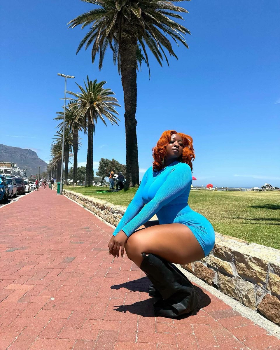 dimplenipple1's tweet photo. Just a Baddie outfits and lifestyle https://t.co/gRwe3pN5m9
