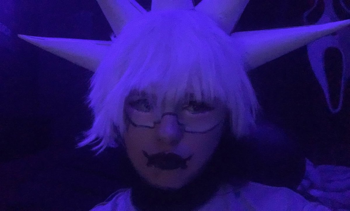 moshiii_VT's tweet photo. Closet chud vandal cosplay #marathon #cosplay #vandal https://t.co/MNOkp8VluU