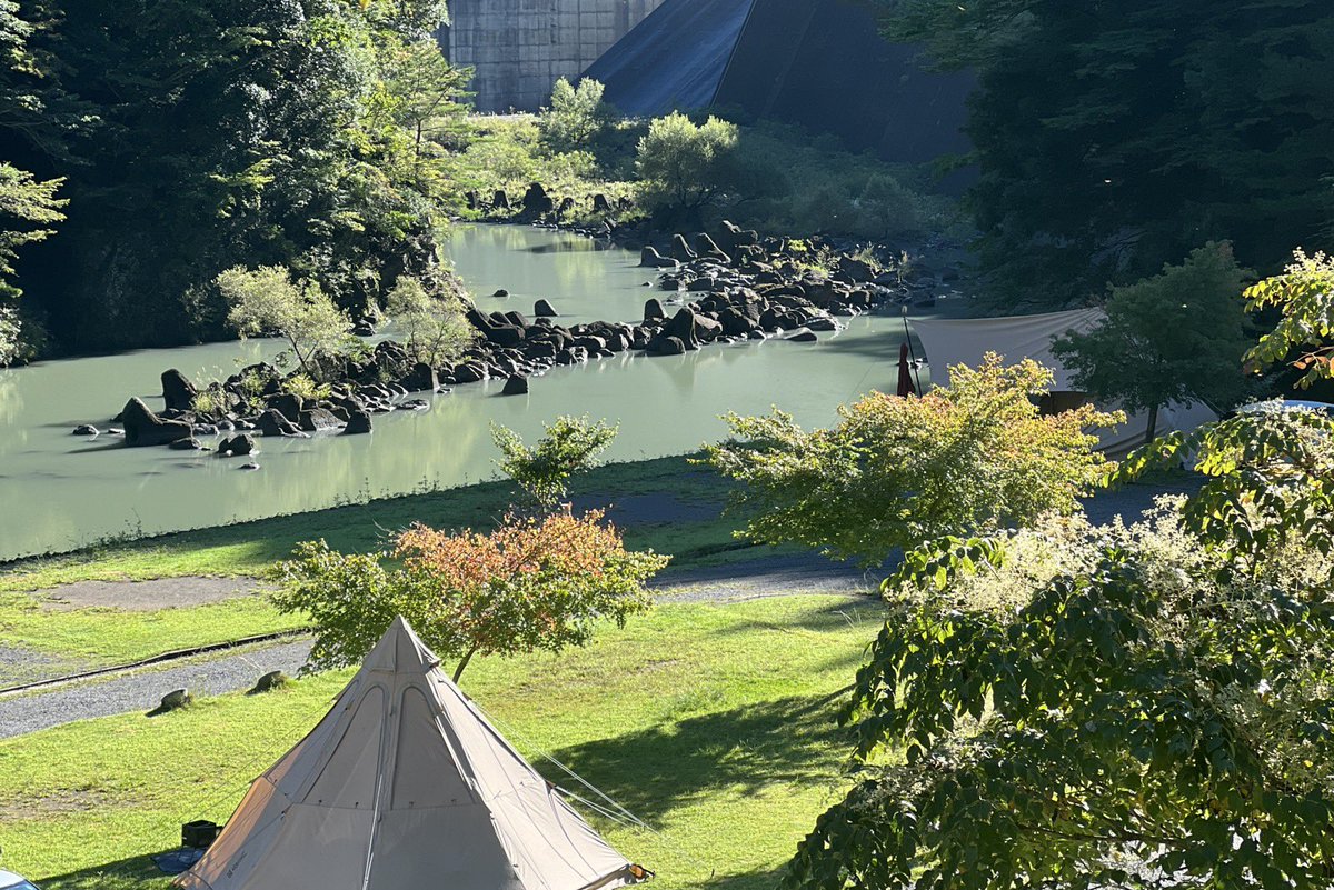 shincamp555's tweet photo. アプトいちしろキャンプ場！
景色もよく、とても素晴らしいキャンプ場でした♪
#ゆるキャン△ https://t.co/FNTnWptYDH