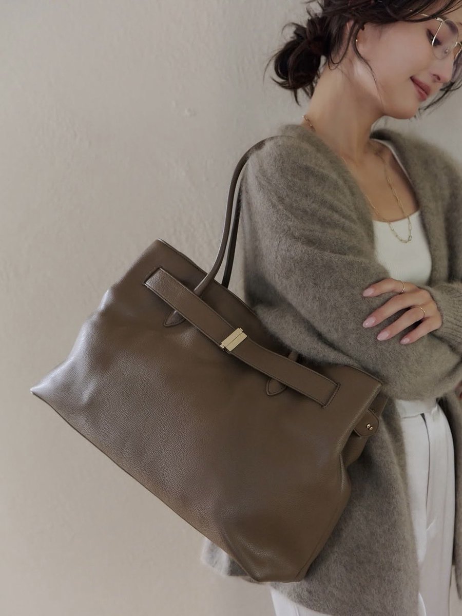 erechan___'s tweet photo. anuansのOLバッグ👜♡もちろんA4サイズ対応で柔らかい上品なシルエットがたまらん😵‍💫9/23まで10%offで買えるみたい👇🏻👇🏻 https://t.co/UscbcBKtMx