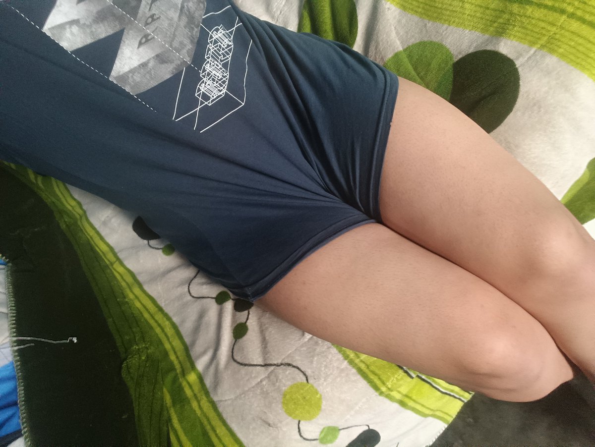 Aless4s's tweet photo. #gay #muslos https://t.co/pCNslFiqOI