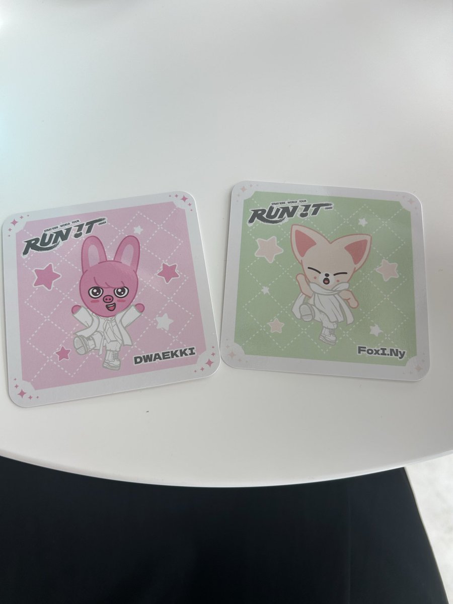 sakucha_319's tweet photo. StrayKids スキズ 空中庭園 梅田スカイビル 展望台 コースター 交換

譲▶トゥエッキ

求▶ポカリorジニレット

現在梅田スカイビル40F
または本日梅田での手渡しでも可
郵送での交換も可✉️ https://t.co/x3E6S3TLpM