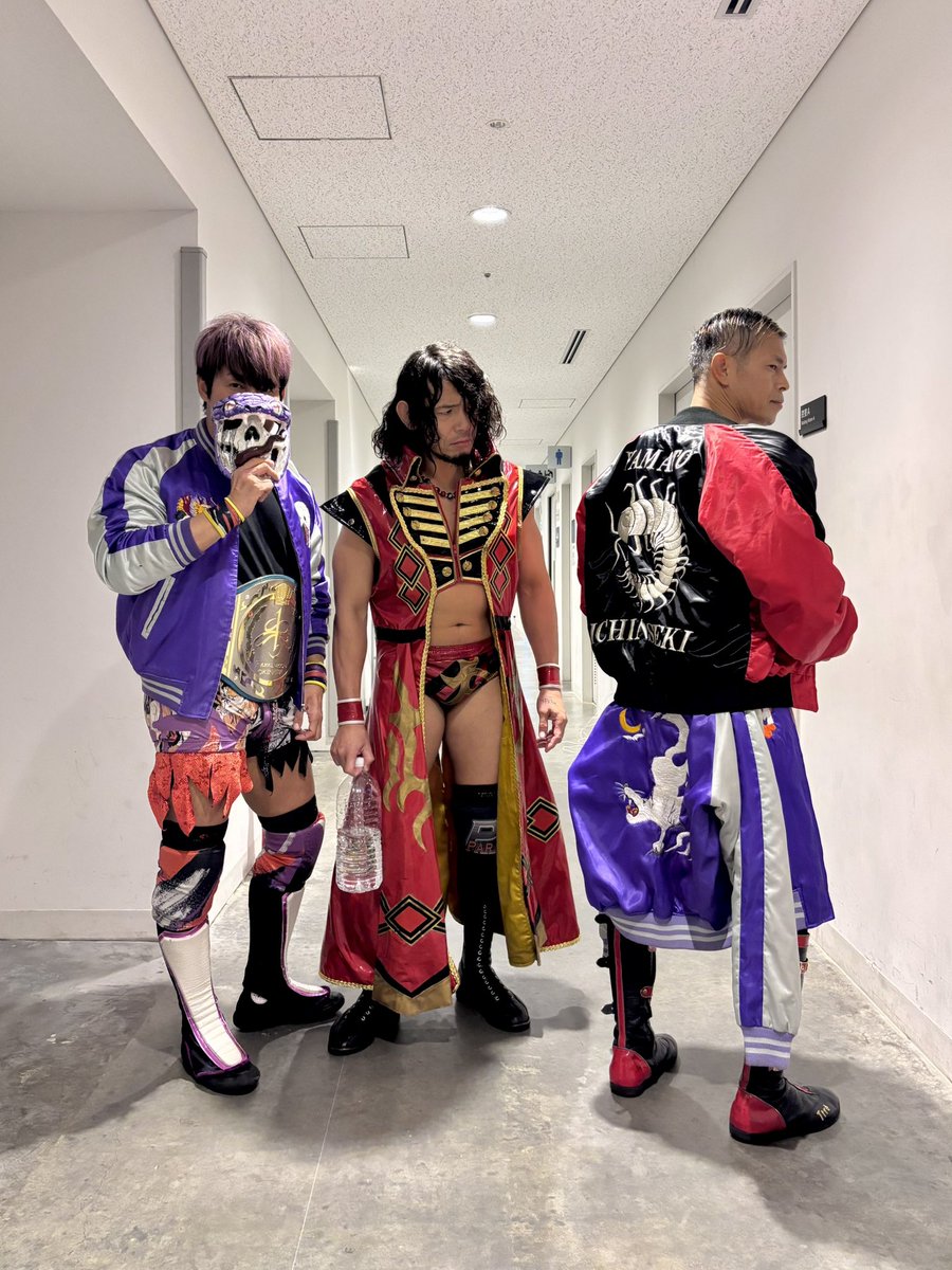 ssm_yokosuka046's tweet photo. で、結果的にこうなりました！

土井ちゃんは予告通りの2着で！？

全員スカジャンはまたいつかのお楽しみで🙌

#PARADOX https://t.co/JJe9g6ZYEV