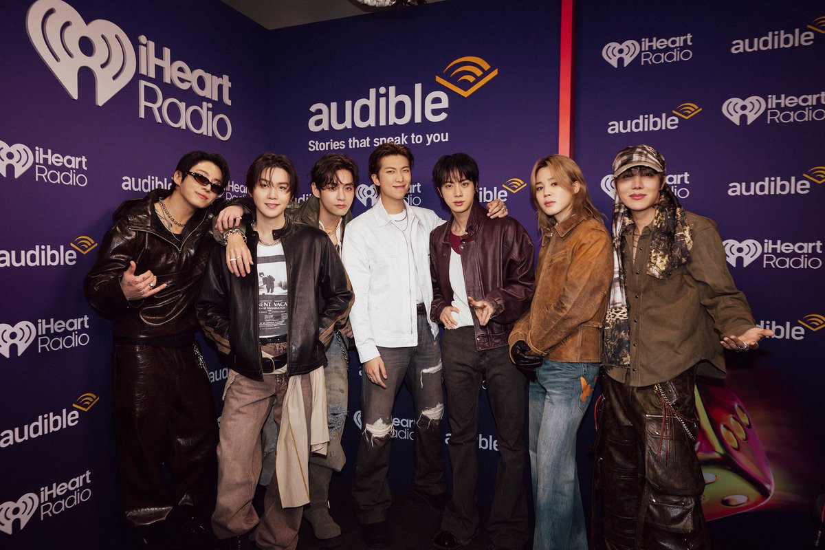 seokjinfile's tweet photo. BTS AT IHEARTFESTIVAL ✌️ https://t.co/slJ0CuC1s5