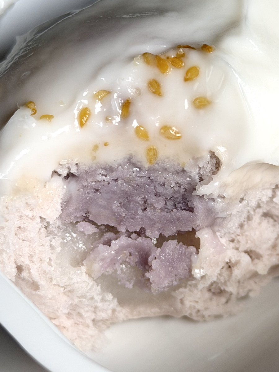 WiJupiter's tweet photo. คาร์บในคาร์บอร่อยเสมอออออ🥹✨😋 หนมปังนุ่ม หอมเผือก โมจิหนึบบบบ https://t.co/IlTgwaKozh
