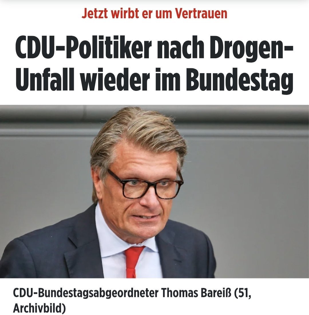 RolandFaude's tweet photo. Bemerkenswert, wie die CDU angeblich die AfD "bekämpfen" will, während sie gleichzeitig Leute wie Spahn, Reiche und jetzt auch noch Bareiß im Amt lässt – letzterer sogar, obwohl gegen ihn die Staatsanwaltschaft ermittelt. Das ist ungefähr so, als würde man eine Brandmauer bauen und dann aus Versehen den Feuerwehrschlauch mit Benzin füllen.  Die CDU liefert der AfD seit Jahren das perfekte Futter: überharte Kürzungen, Symbolpolitik, und dann das Festhalten an politischen Problemfällen, die längst verbrannt sind. Die AfD muss gar nichts mehr tun – die CDU erledigt die Vorarbeit und nennt es dann "Abgrenzung".  Kurz gesagt: Die CDU ruft "Brandmauer!", aber lässt die Funkenleger im Haus. Die AfD bedankt sich höflich.😌