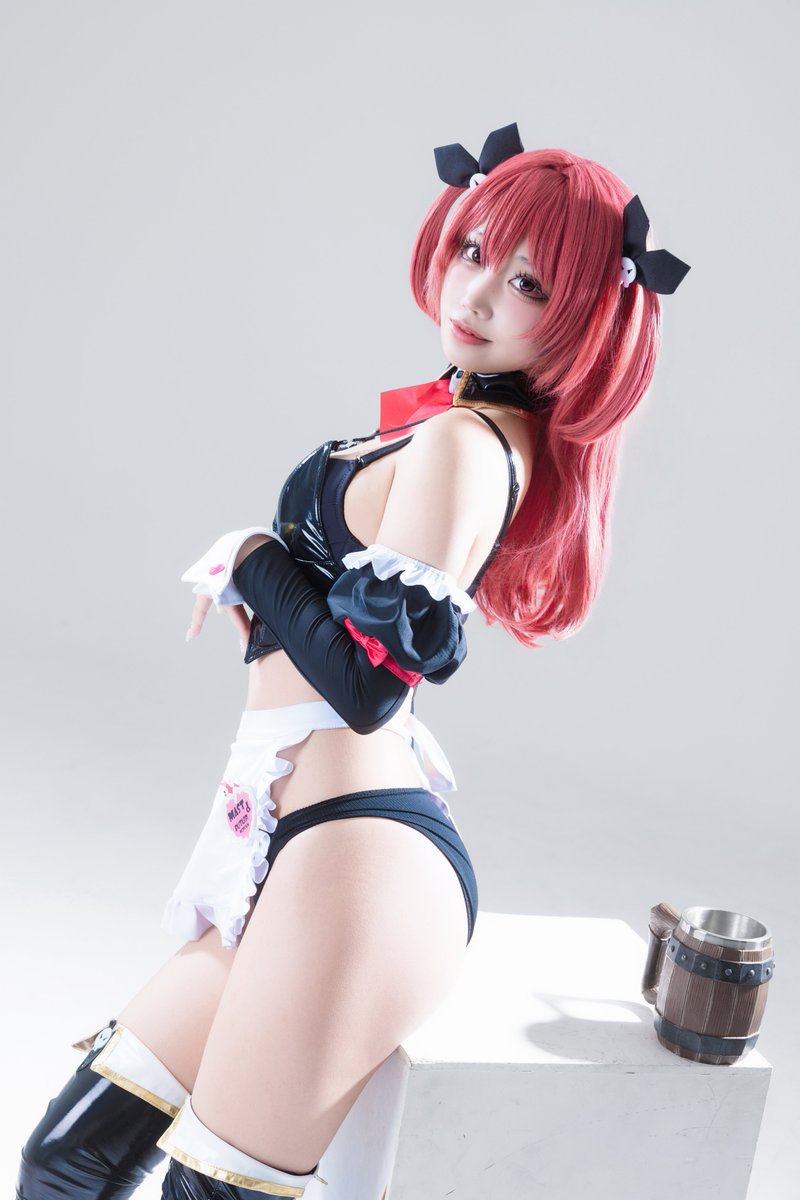 rxrxnyang's tweet photo. Mast❣️🏴‍☠️

#NIKKE #NIKKEcosplay https://t.co/LdJ0nHGyFm
