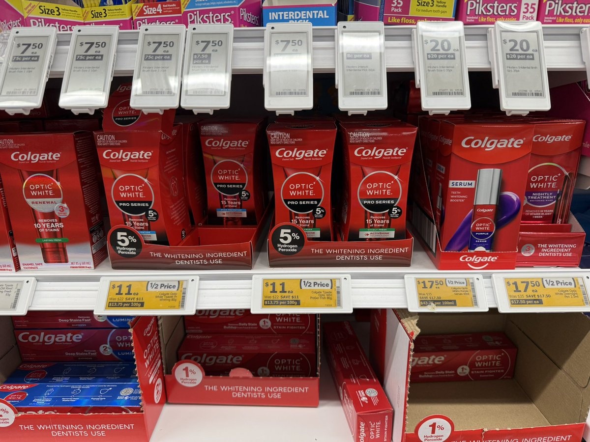 ivy_singer_jp's tweet photo. 今日からwoollyで半額！
#colgate #ホワイトニング #歯磨き粉 https://t.co/135Z5SJqww