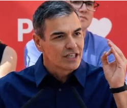 JRCR_1949's tweet photo. Muchas gracias al 1º por haber mantenido a España libre de gentuza como el 2º durante 40 años.
Nunca se lo agradeceremos lo suficiente. https://t.co/jJTrIh8QOG