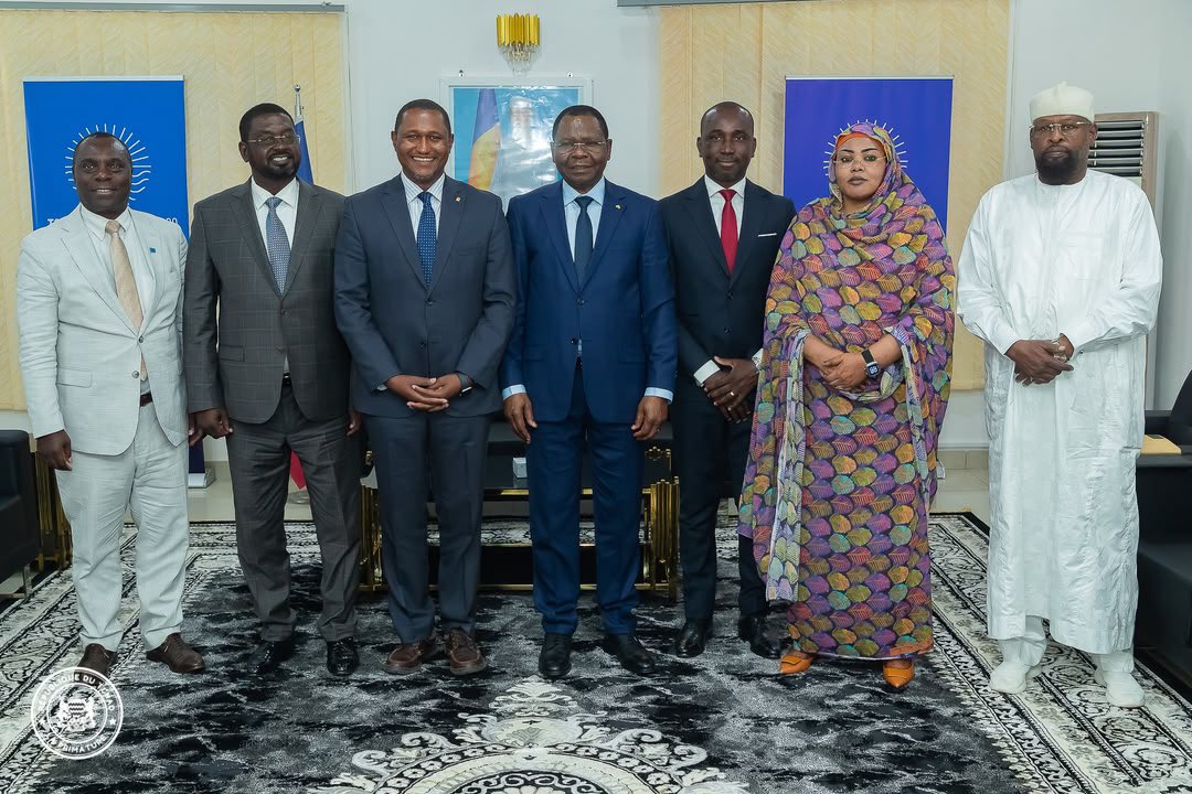 mamadou_dbalde's tweet photo. Après 5 jours au #Tchad, échanges importants avec le Premier Ministre @MayeHalina, les ministres de l’Action Sociale et du Plan.

Du terrain au dialogue, un partenariat essentiel pour la protection &amp; la recherche de solutions durables pour les réfugiés et leurs hôtes. https://t.co/pT2sdpVxM2