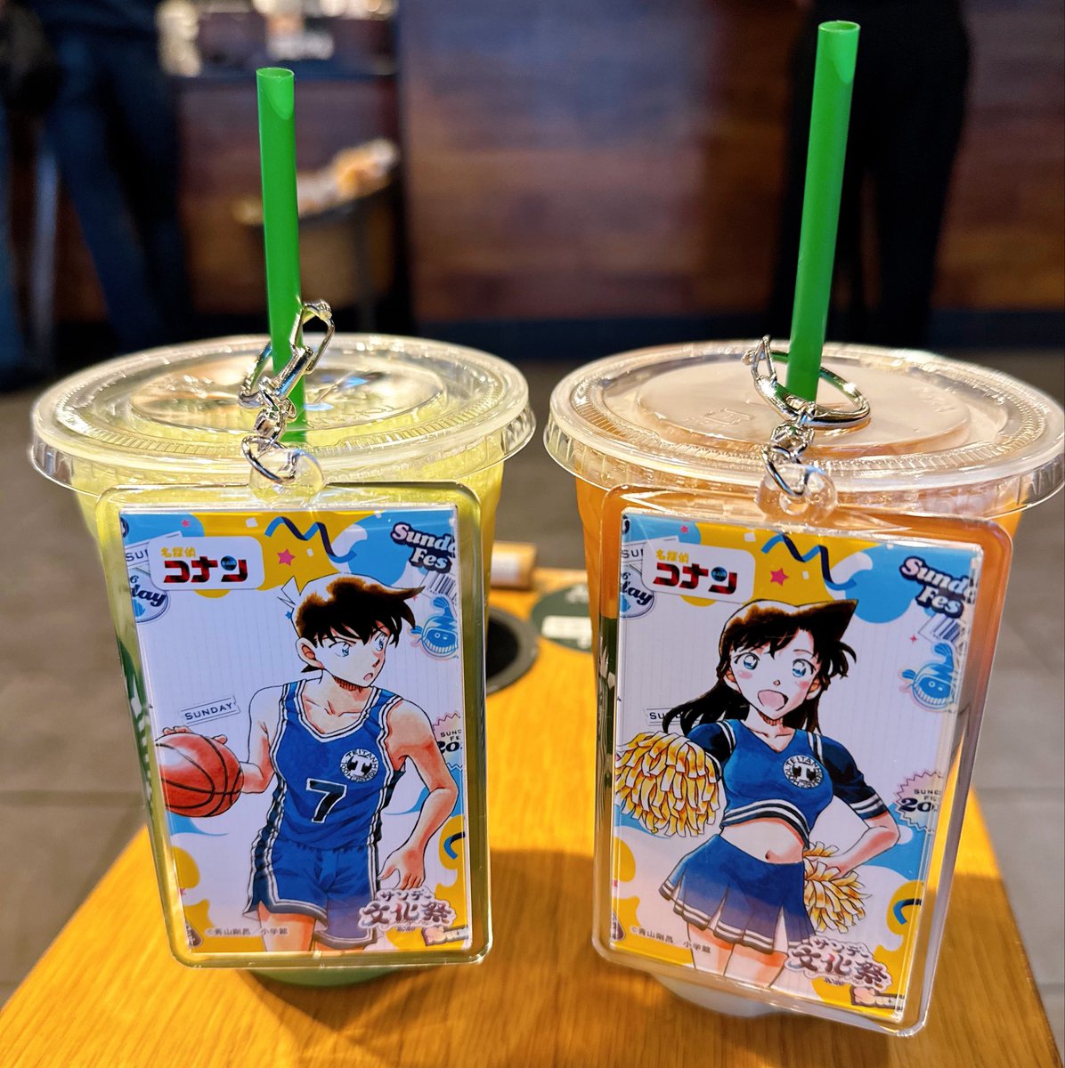 ichicona5's tweet photo. りのちゃんとサンデー文化祭行ってきたよ
ブロマイドの新蘭良すぎ✨
スタンプラリーは2人ともピンクの方でて嬉しかったけど、雨がやんなって退散☔️
 #サンデー文化祭 #名探偵コナン https://t.co/NxeCFg3YOi