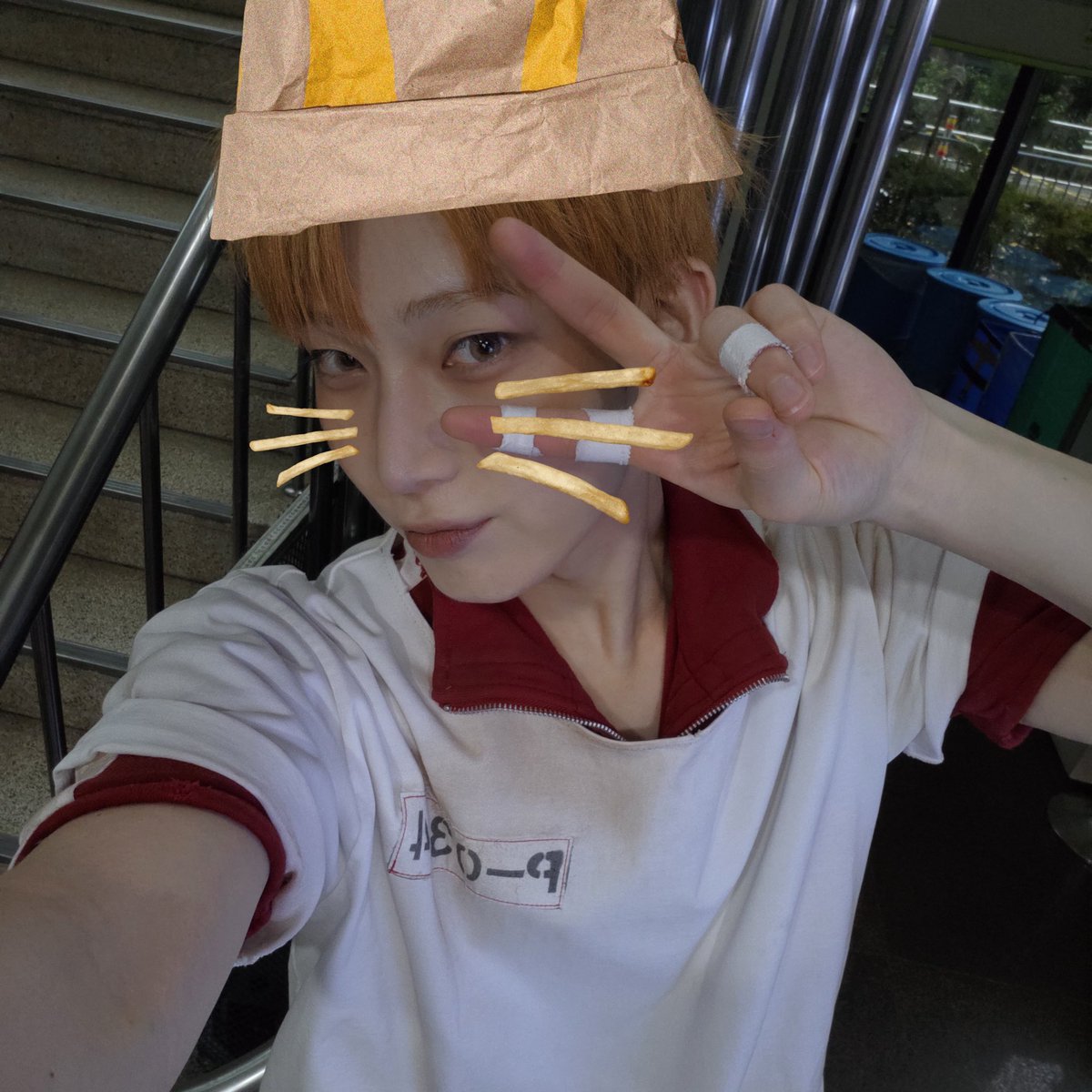 eunttoo's tweet photo. 맥 키티 탈을 쓴 여우🦊🧡 #SUNOO 
쪼마님께 감사의 뽀뽀를 ~~ https://t.co/MLIzN2WSdx