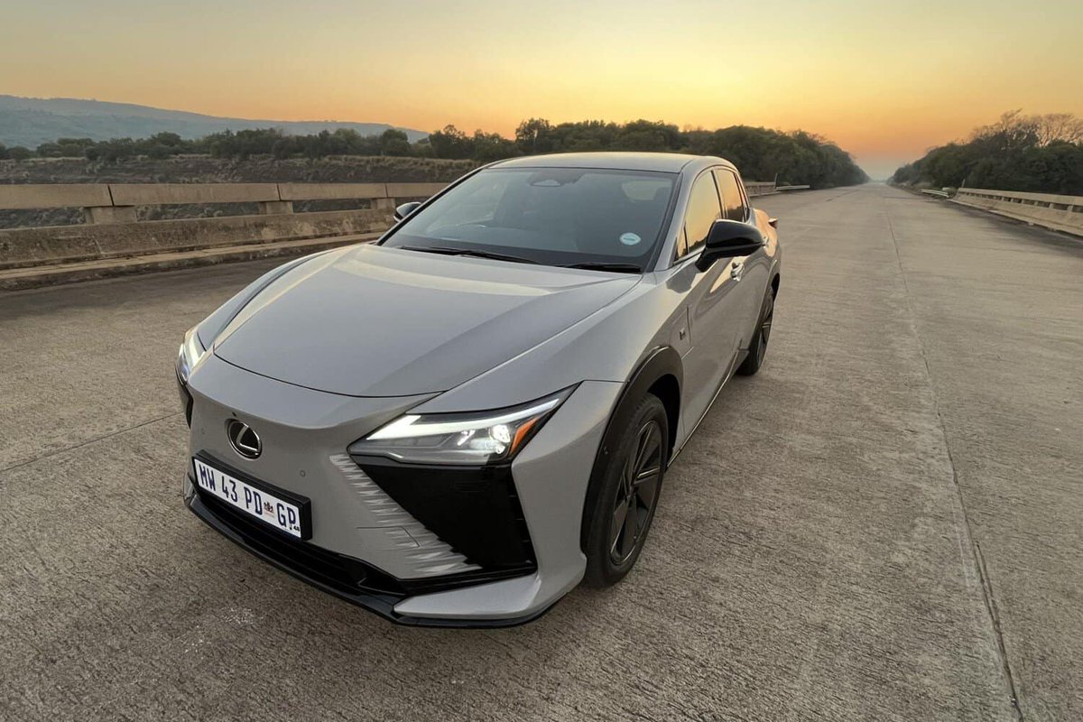 MarkJonesZA23's tweet photo. Road Test Data

Lexus RZ 550e F Sport

* 300 kW &amp; 537 Nm
* 0-100 km/h in 4.74 secs
* 0-180 km/h in 14.82 secs
* 1/4 mile in 13.15 secs at 171.60 km/h
* 1/2 mile Not Applicable
* 60-140 km/h in 10.94 secs

#Lexus #FSport #LexusRZ #roadtest #howfast https://t.co/aeznMlEs6f