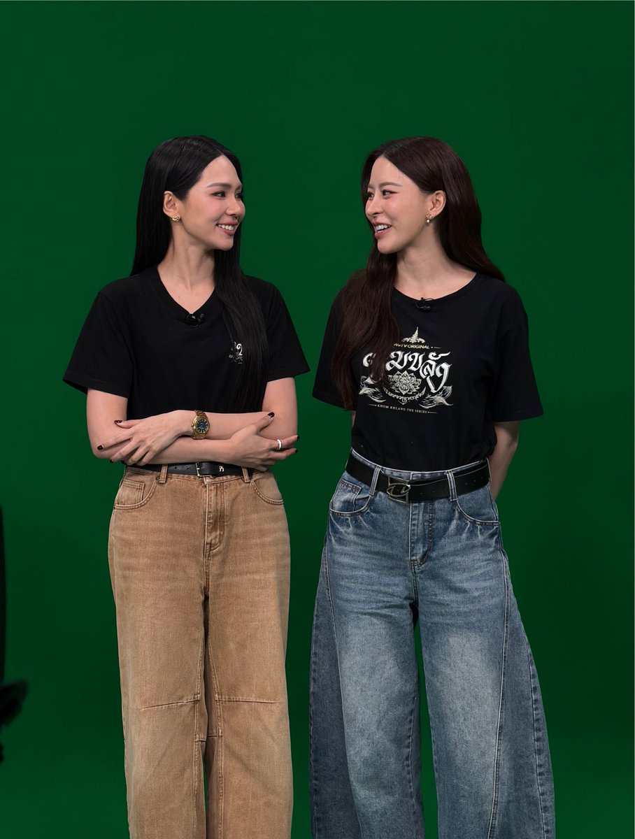 starhunter_ent's tweet photo. พ่อจ๋าแม่จ๋ามาแล้ว 🥰 @bintodes @Puinoonwrsr 

FB 💁🏻‍♀️ https://t.co/DZ9s2kDzRk

KHOM KHLANG MEDIA VISIT
#ปุยนุ่นบิ๊นท์พบพระมาพบสื่อ 
#PuinoonBint
#ข่มขลัง
#KhomKhlangTheSeries https://t.co/2TfLAkrpst