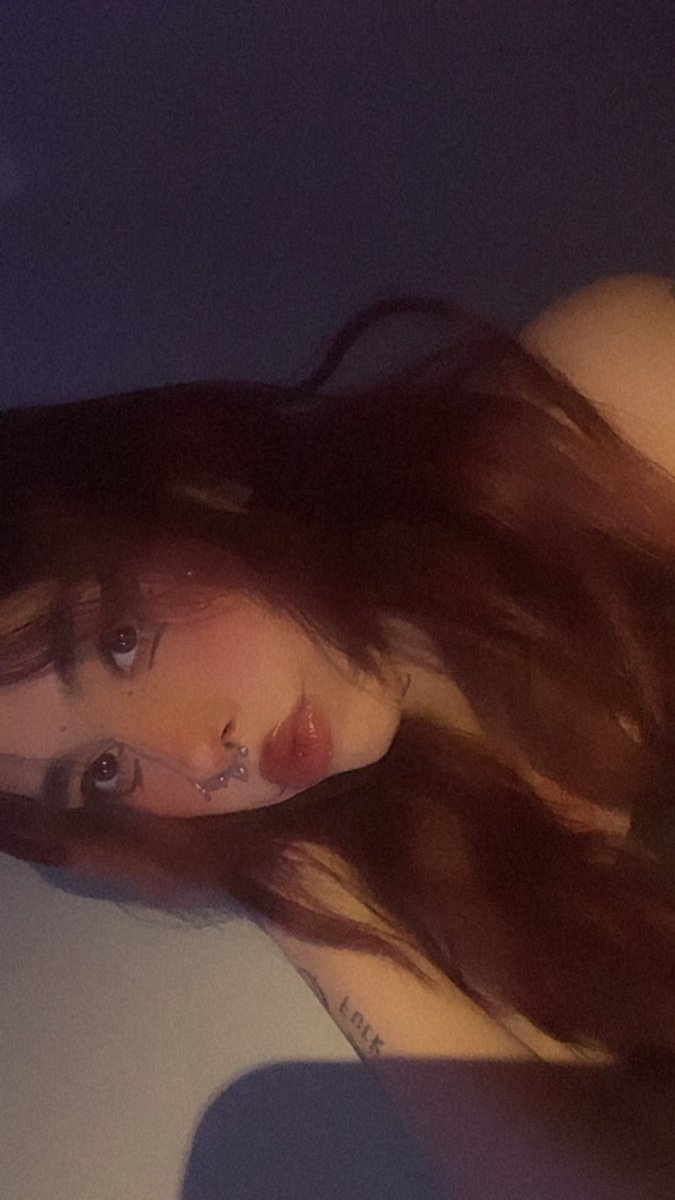 heyroja_'s tweet photo. ñam 

#transgirl #Perú #latinaㅤㅤㅤㅤㅤㅤㅤ #findomm #dominatrix #femboy https://t.co/DmH68WW6cg