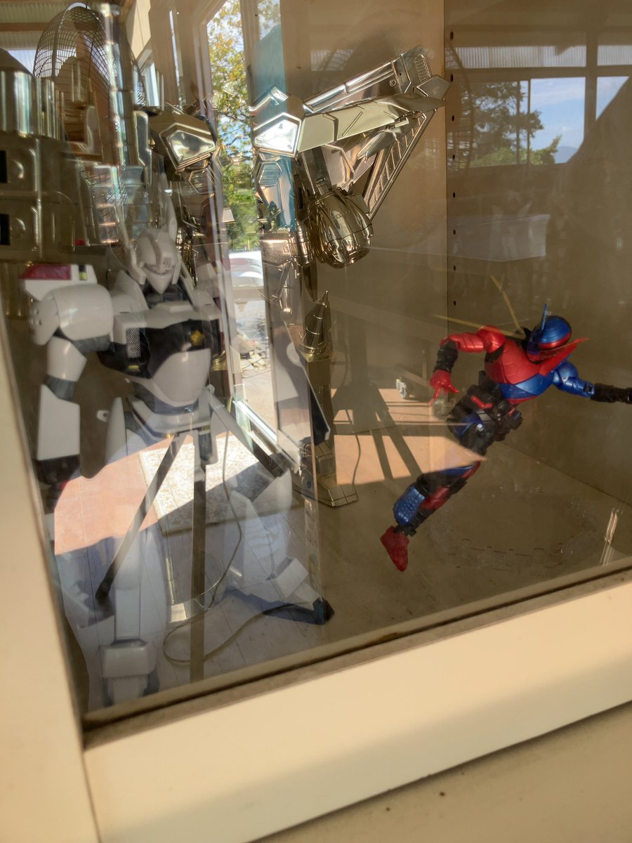 anti_element's tweet photo. りんご園に行ったらフレームアームズ・ガールが売ってた

しかも半額

そしてディスプレイにパトレイバーとビルドが

りんご狩りよりこっちが記憶に残った https://t.co/yIkPv4zsMh