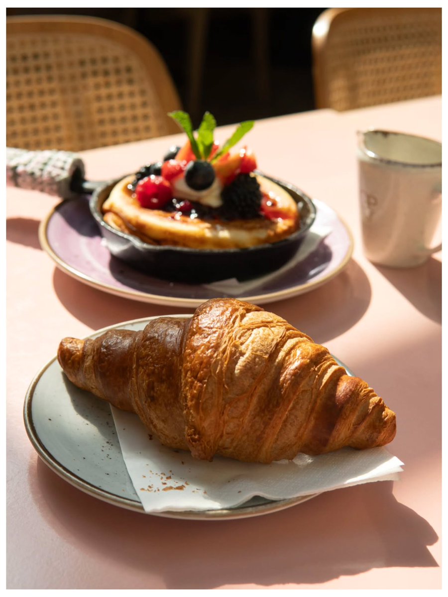 ArdithLastollp's tweet photo. Coffee and pastry mornings in Hampstead. https://t.co/S67wrRNjuK