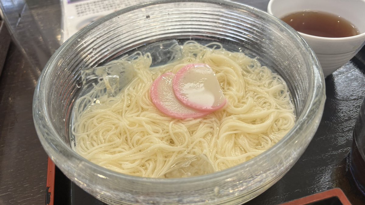 cuttlefisherman's tweet photo. そーめんやっぱり揖保の糸

兵庫県龍野市

揖保の糸の産地にて
そうめんちゅるちゅる(^^)

美味しゅうございました(^^) https://t.co/D8hVHS96DX