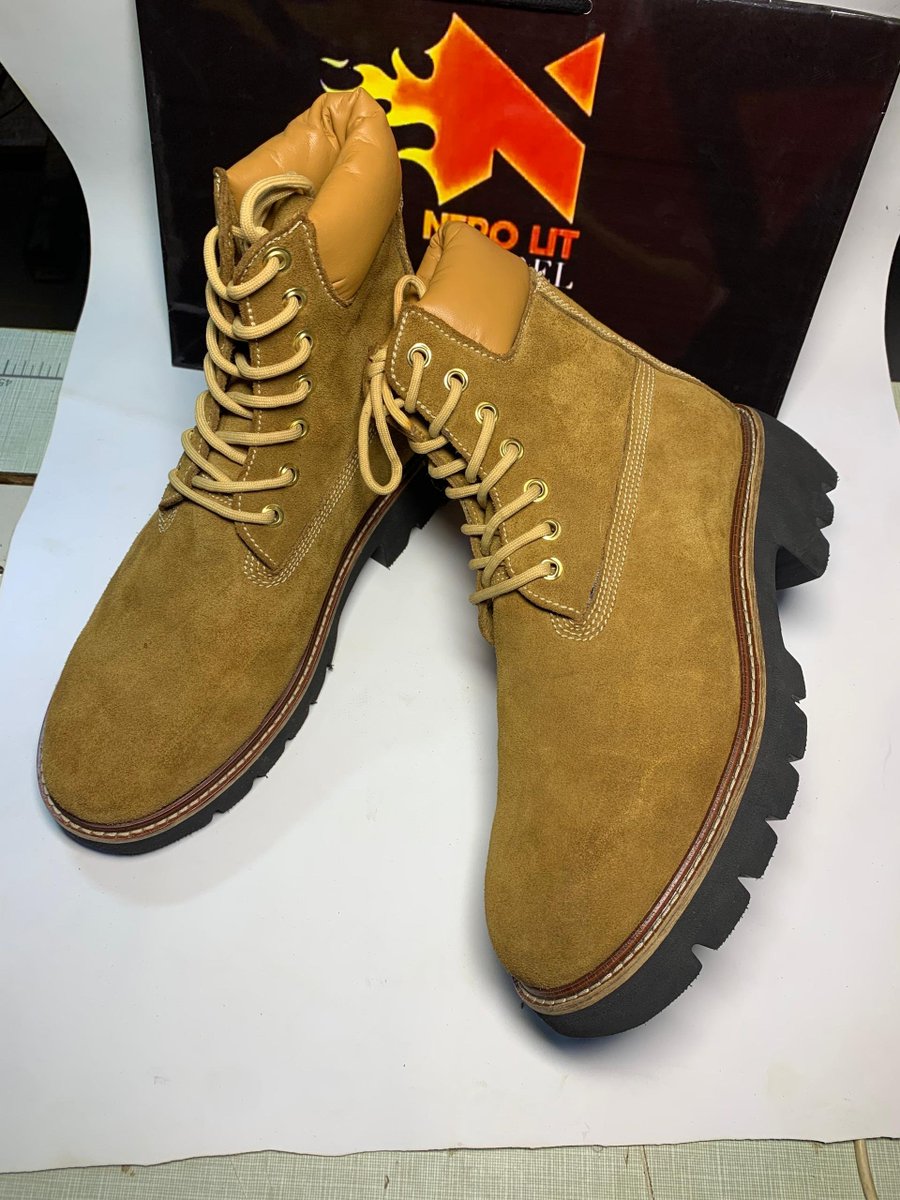 AaronDanjuma4's tweet photo. NEROLANDBOOTS 

#75,000 
📍 Kaduna state Nigeria 
Nationwide delivery ✅✅ 
📞09034922985 https://t.co/kLbA9ix1qW