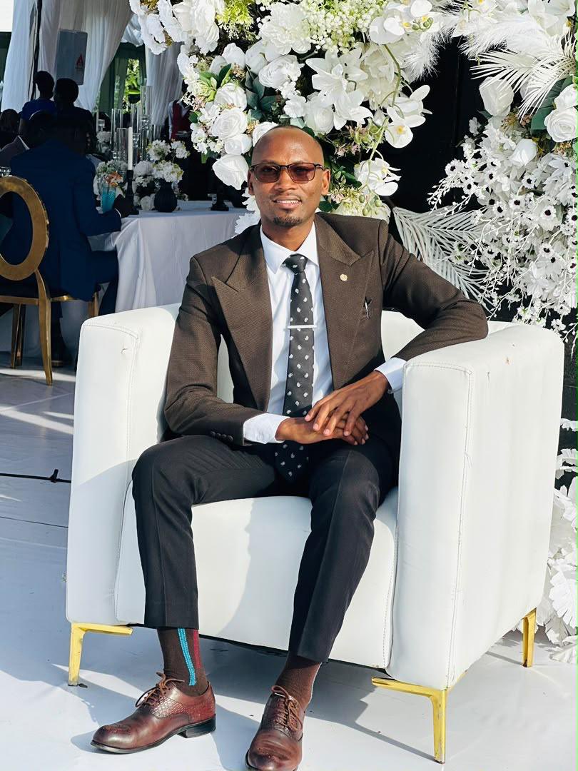 MutakohaFc's tweet photo. +1 🎂 🥂 Today we celebrate one of our greatest midfielders #Medard ..Many more returns ❤️ https://t.co/bh7siTk1IJ