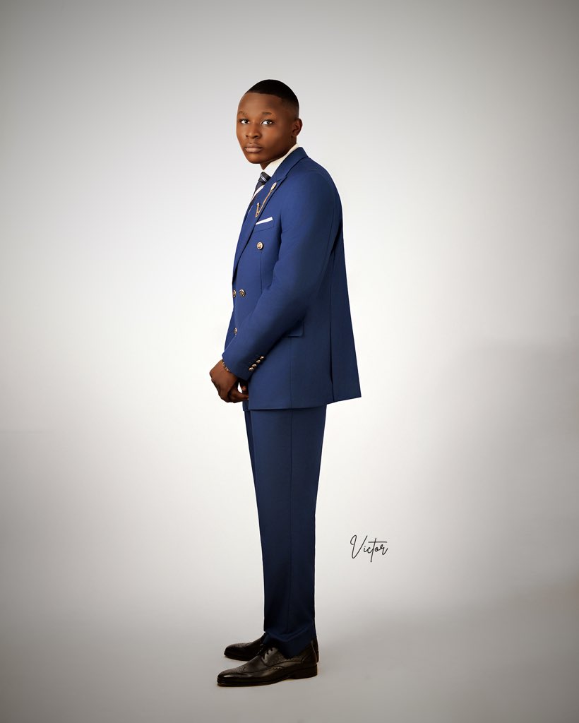 JustOBAPLUTO's tweet photo. RE-INTRODUCING: AKINOLA OBAFEMI EMMANUEL LL.B (HONS) 
Osun State University 
Class Of 2026 

Cause in my opinion, out of everybody he bless me, W my creator ❤️🙂‍↔️ https://t.co/Xd0RNZMmBe