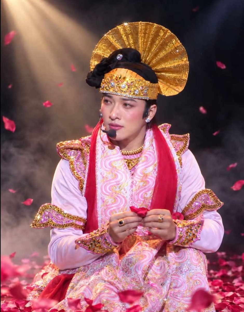 Khinqxoj's tweet photo. #AungZaBu
#TheArtofTradition
#Myanmar🇲🇲🇲🇲🇲🇲 https://t.co/3kD9d4Tms9