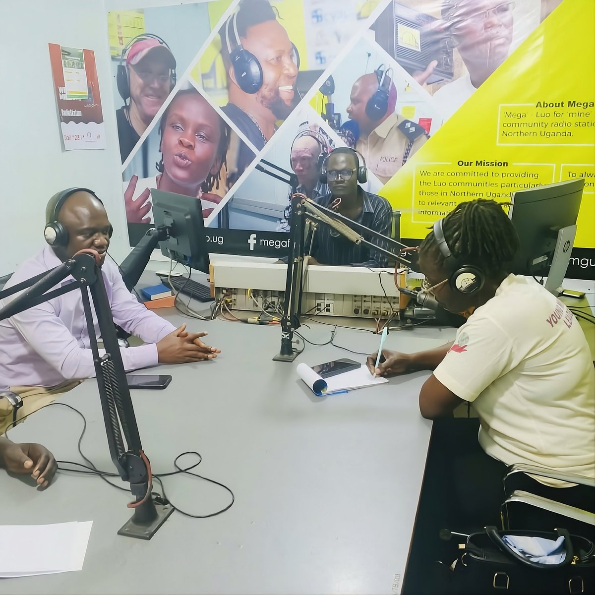 Bulamu_official's tweet photo. The PPH conversation is on air in Gulu. ποΈ
This #PPHAwarenessMonth, weβre taking the conversation to radio, helping communities understand postpartum hemorrhage, recognize the danger, and know why timely care matters.
π@MegafmGulu
β¨#BulamuCares #BulamuHealthcare https://t.co/7upbBCxhUV