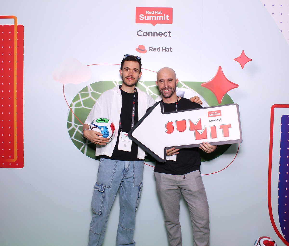 RubenMoreno19's tweet photo. #RHSummitConnectMadrid https://t.co/2Nb4UGWuOr
